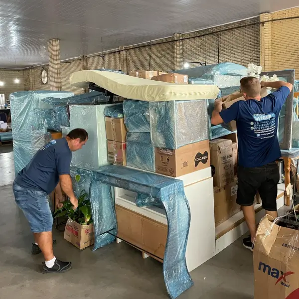 Confie sua mudança a quem mais entende do assunto
Confie sua mudança a quem mais entende do assunto